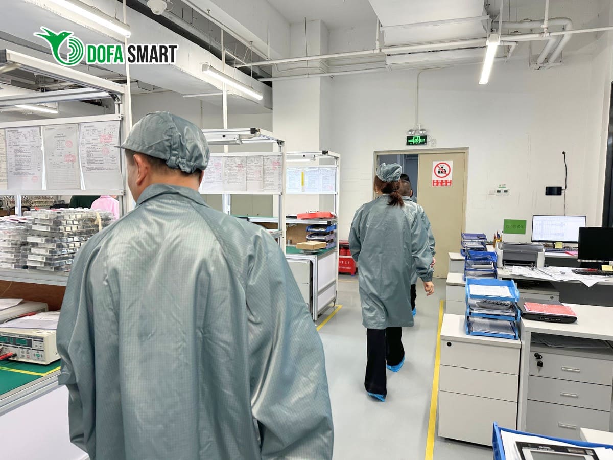 Thăm và kiểm tra công tác sản xuất sản phẩm DOFA SMART tại nhà máy Thâm Quyến